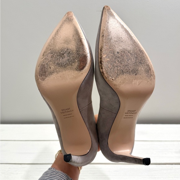 Stuart Weitzman Light Gray Suede Pump Heels Size 10 - Picture 3 of 4